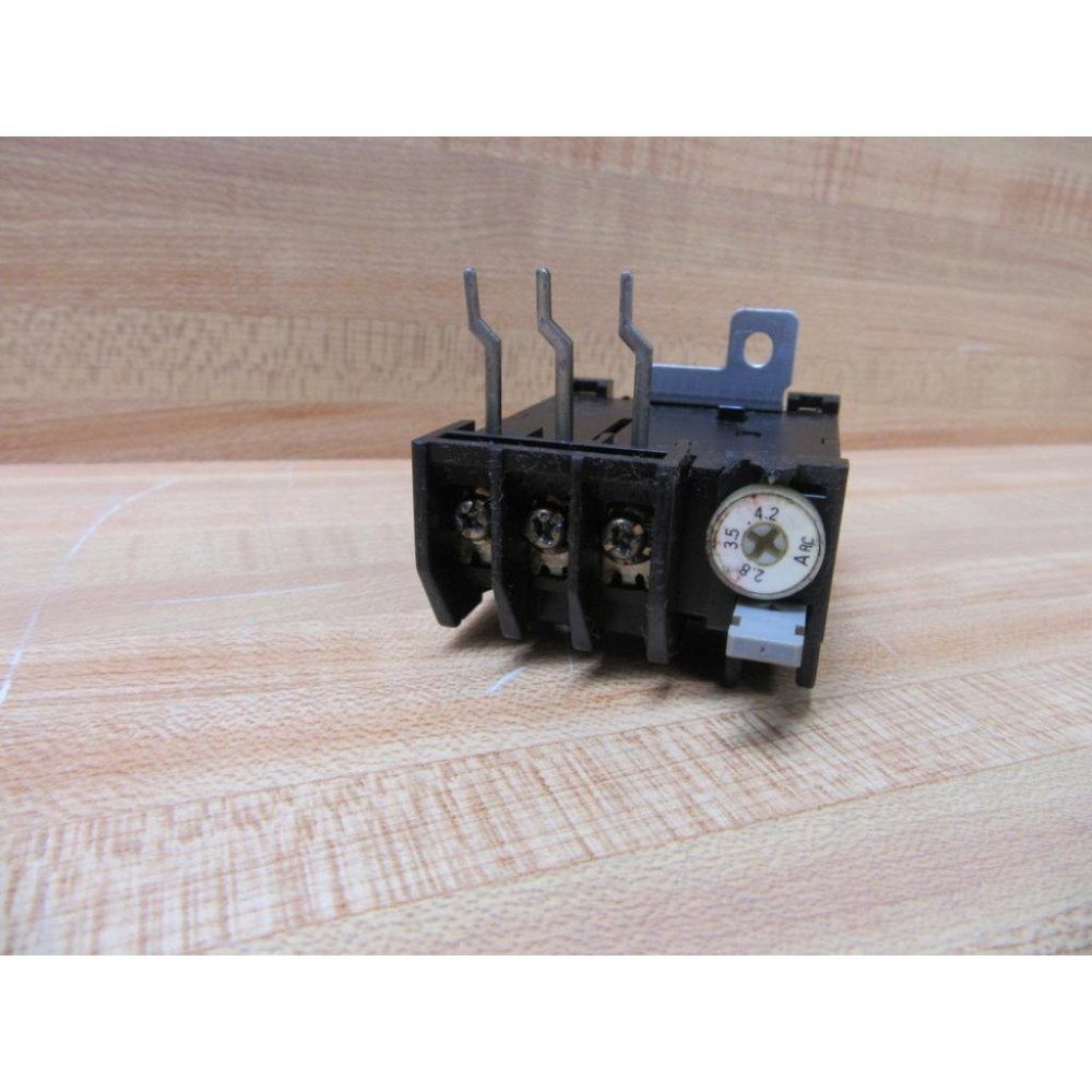 Fuji Electric TR-0 Overload Relay TR0 2.8-4.2 Amps - Used
