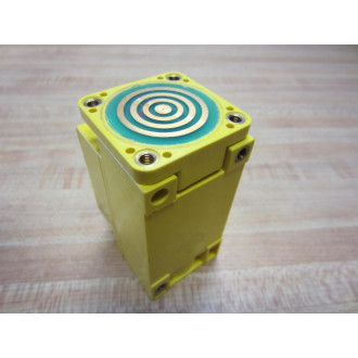 Banner RPBT Power Block 25643 With Receptacle - New No Box