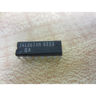 Signetics 74LS670N Integrated Circuit