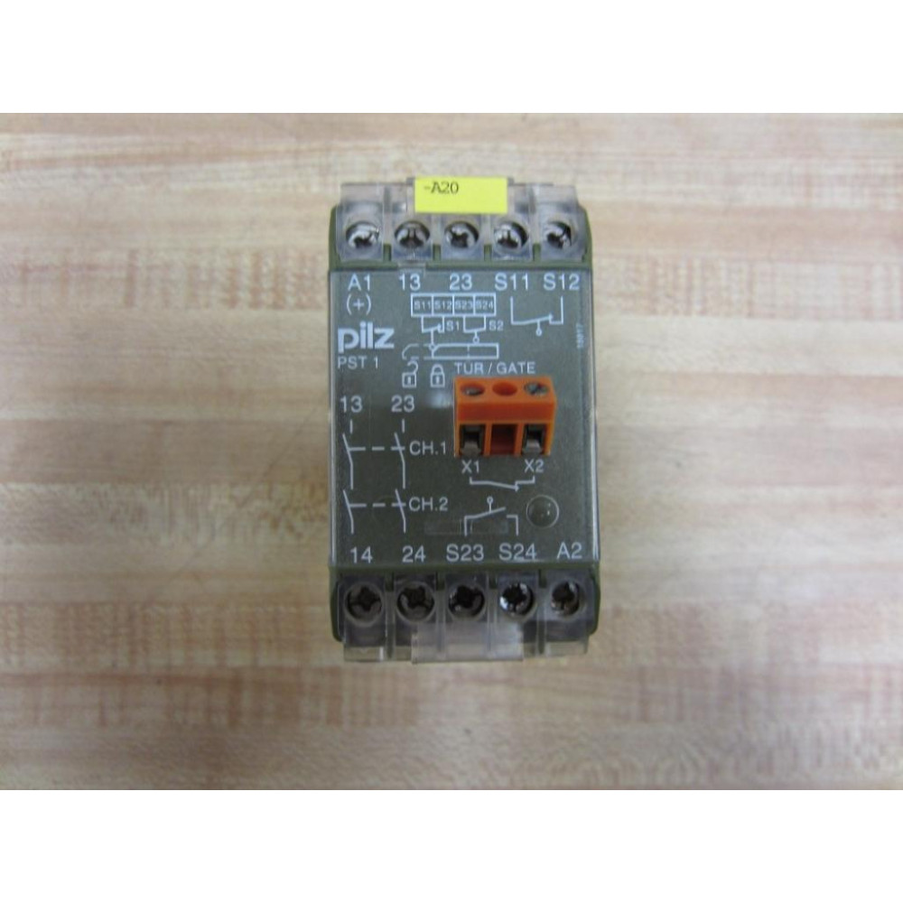 Pilz PST 1 2S 24 VDC Safety Relay 420080 - Used