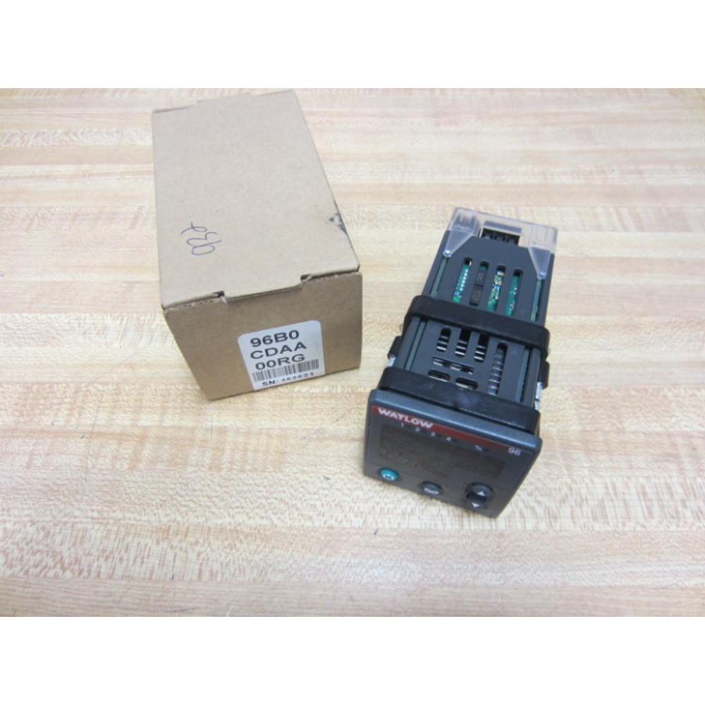 Watlow 96B0-CDAA-00RG Temperature Controller 96B0CDAA00RG