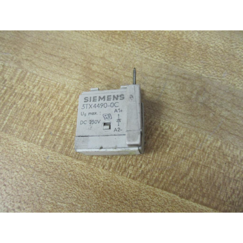 Siemens 3TX4490-0C Surge Suppressor Varistor 3TX44900C - Used