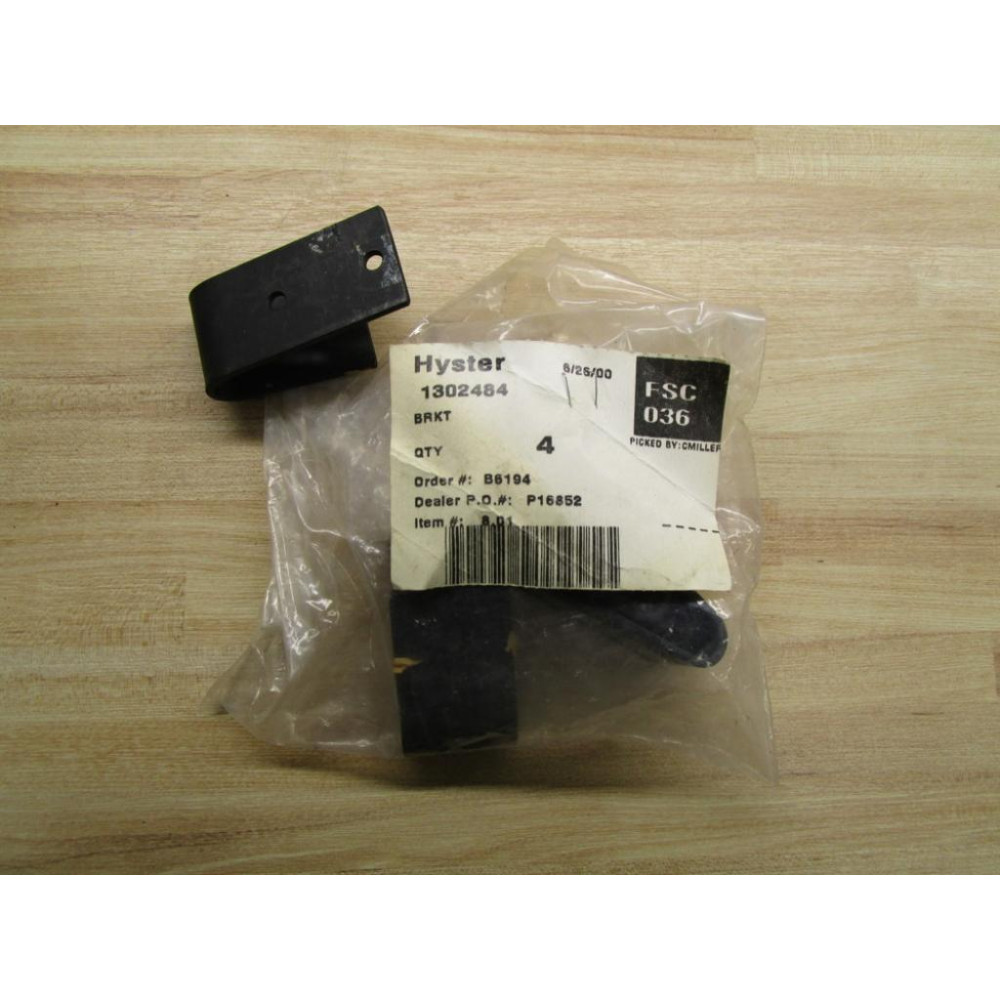 Hyster 1302484 Bracket HY-1302484 (Pack of 4)