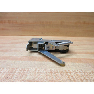 Honeywell 133525A Auxiliary Switch WBracket - New No Box