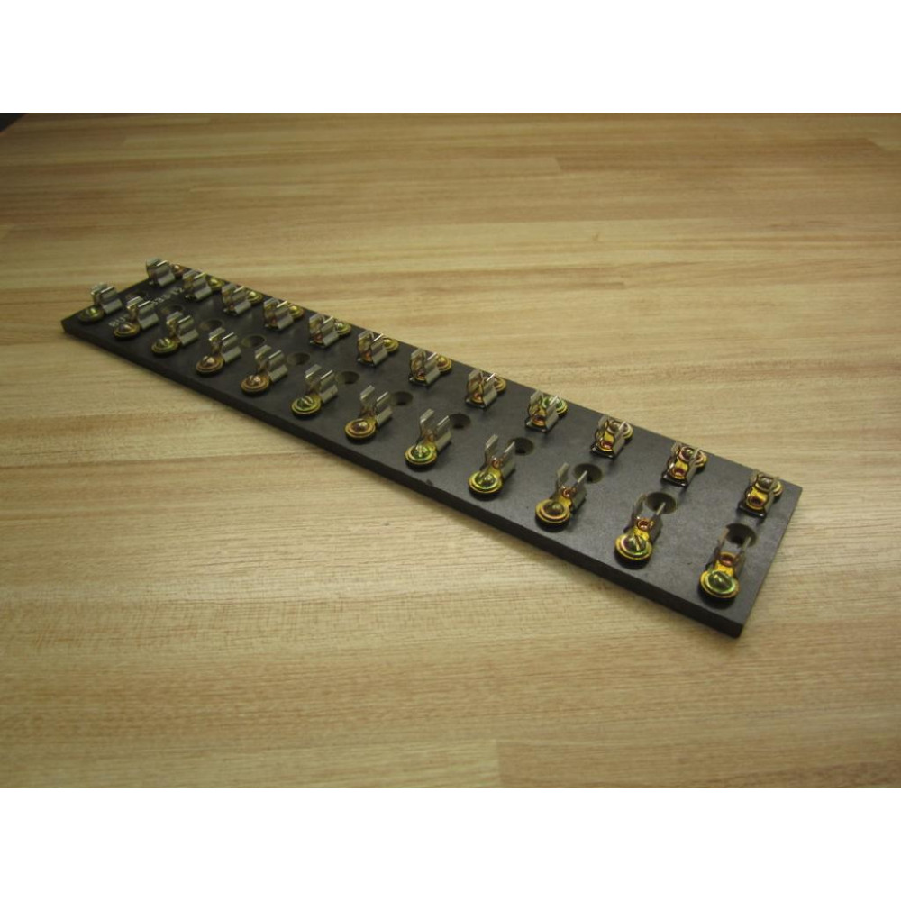 Bussmann 3833-12 Fuse Holder - New No Box