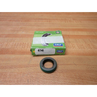 Chicago Rawhide 6741 SKF Oil Seal CR6741