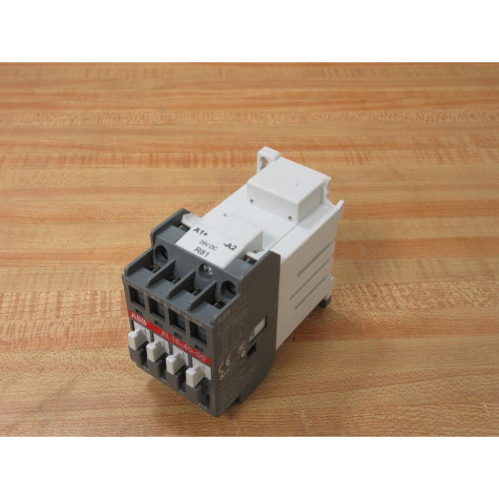 ABB AL16-40-00 Contactor AL16-40-00-81 Chipped Exterior Mount - Used