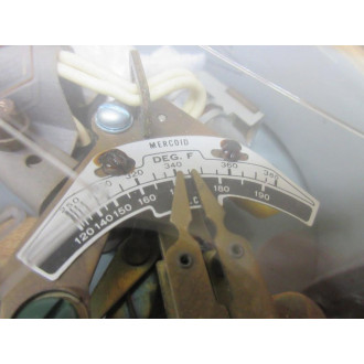 Dwyer DA-35-2-8 Mercoid Temperature Switch DA3528 - New No Box