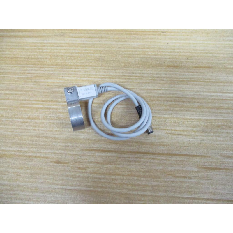 SMC D-G5BA Reed Switch DG5BA W Mounting Bracket - New No Box
