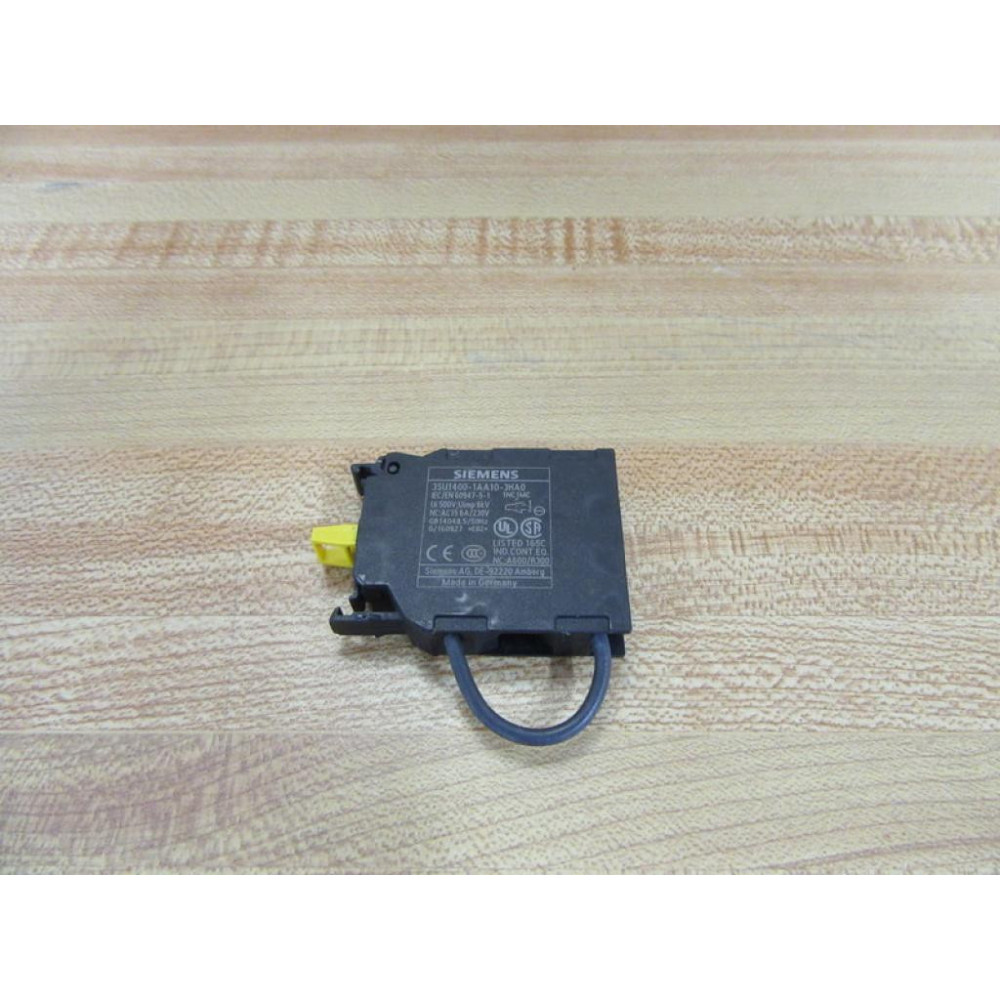 Siemens 3SU1400-1AA10-3HA0 Contact Module - New No Box