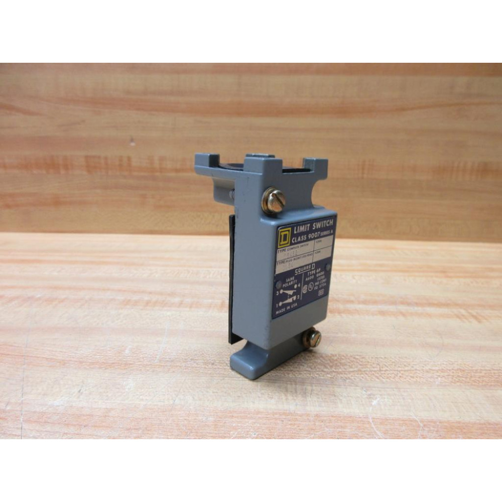 Square D 9007-C54B2 Limit Switch 9007C54B2 Body Only - Used