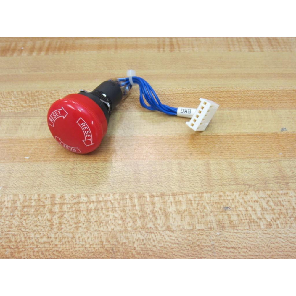 Omron A165E-S-03U E-Stop Switch A05B-2301-D002 6 Wire 6 Pin - New No Box