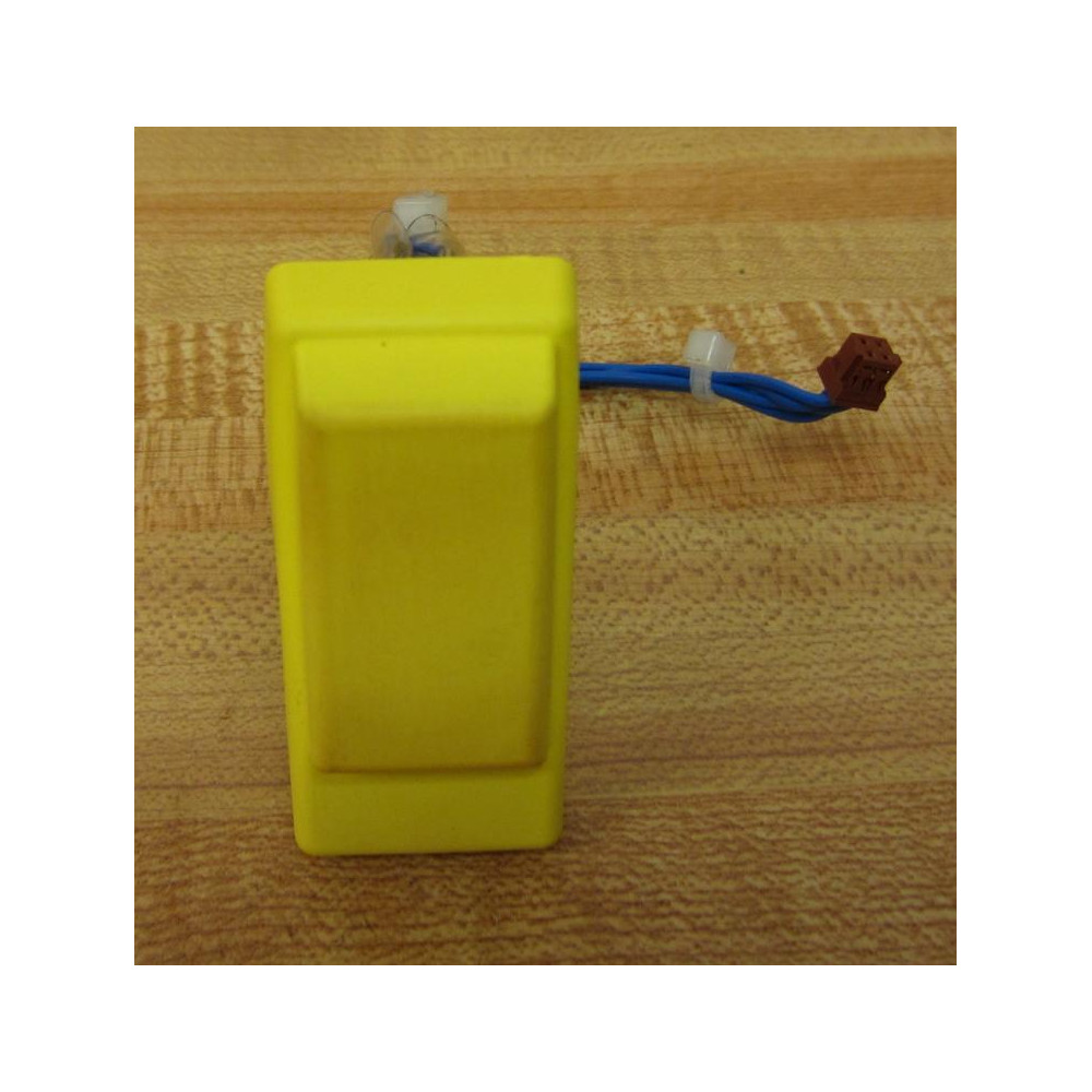 IDEC HE3B-M2 Switch HE3BM2 - Used