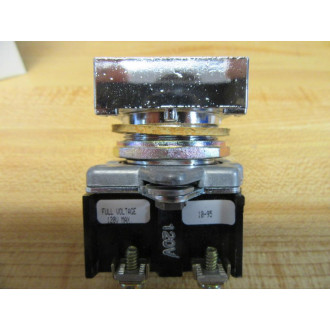 Cutler Hammer E30DF Compact Pushbutton