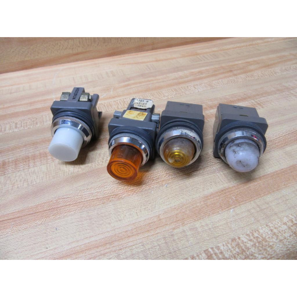 IDEC H32ZR24 Izumi Pilot Light (Pack of 4) - Used