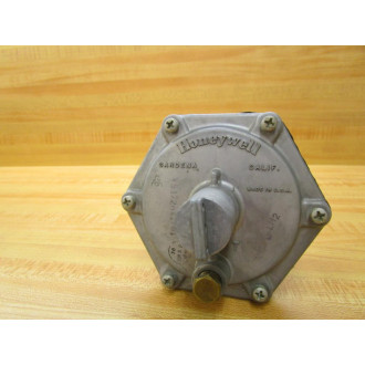 Honeywell V51720A1176-1 Pressure Regulator V5172A11761 - New No Box