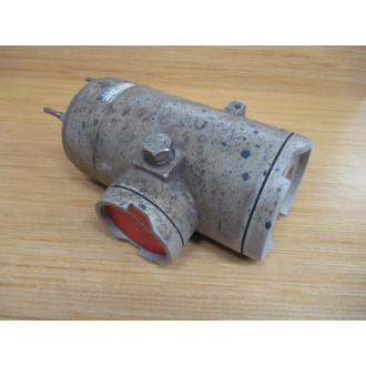 Fisher 2390 Liquid Level Transmitter W Gauge - Used