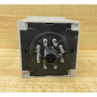 Omron H3BH-8 Timer H3BH8 0.5-10Sec 100110120Vac (Pack of 2) - Used