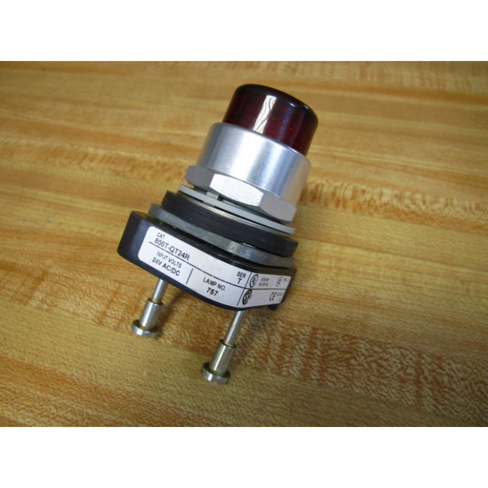 Allen Bradley 800T-QT24R Pilot Light 800TQT24R Ser.T-WO Contacts - New No Box