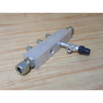 York 029-22746-000 Manifold Assembly 02922746000