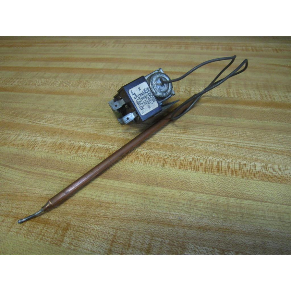 Carrier HH22QD064 SW TEMP ACT - New No Box