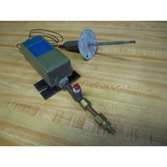 Johnson T-5210 Temp.Transmitter T5210 0-100° F 8' Tube 4 - Used