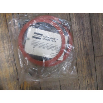 Crouse & Hinds VXT 20 VXT20 Fixture Fitting With Lamp - New No Box