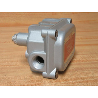 Micro Switch 1EX-1 Limit Switch 1EX1 Some Shelf Wear - New No Box