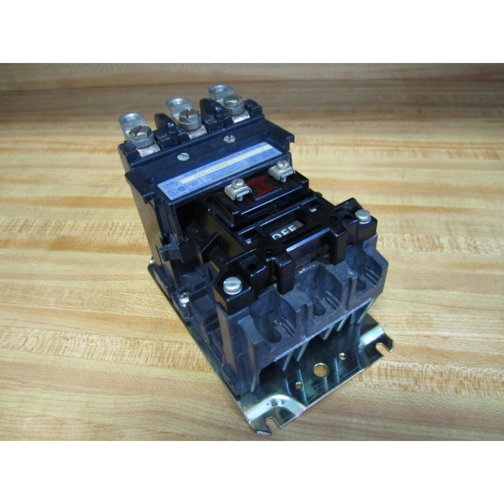Allen Bradley 500L-COD93 Contactor 500L-C0D93 Series A - New No Box