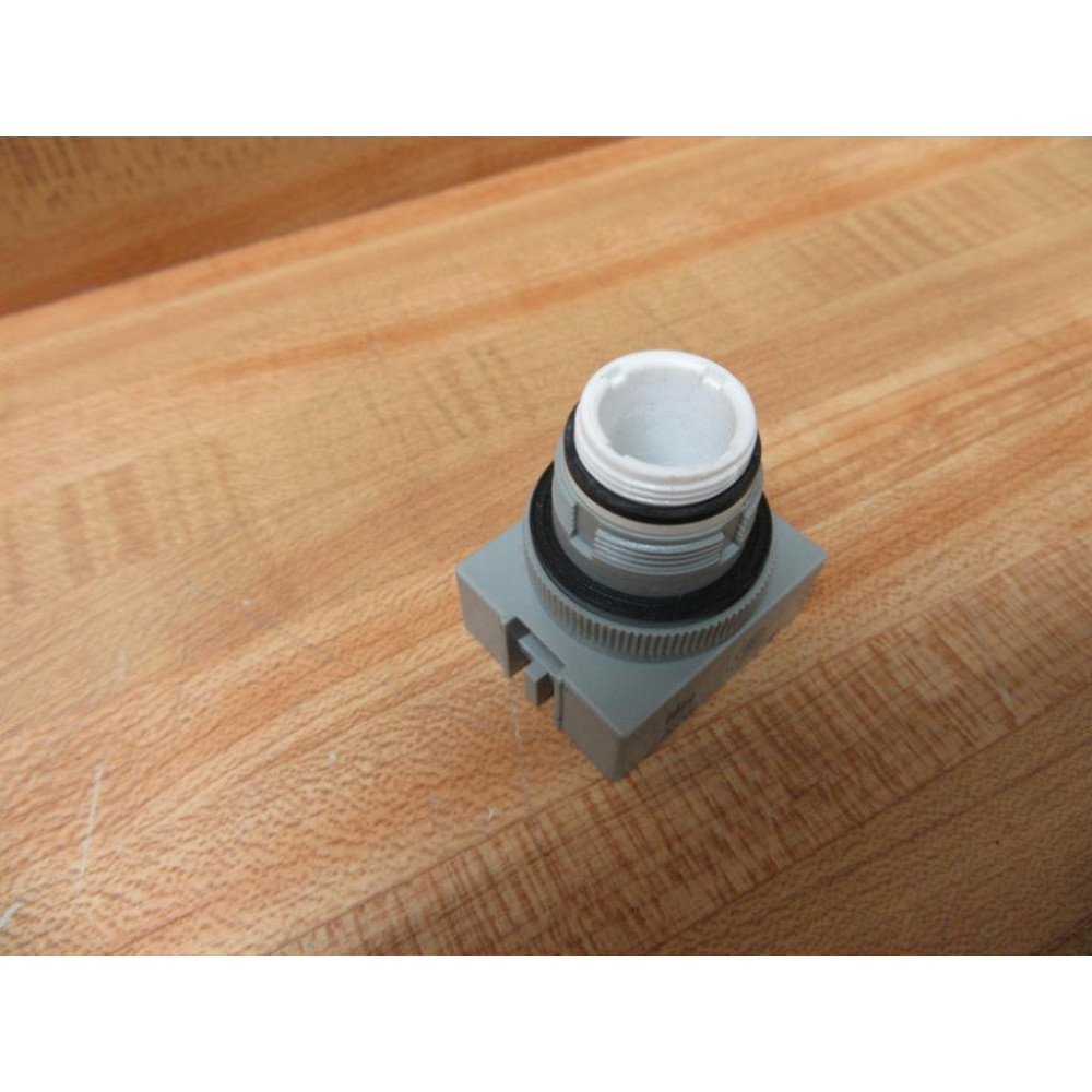 IDEC AYW Push Button Core Only (Pack of 3) - New No Box