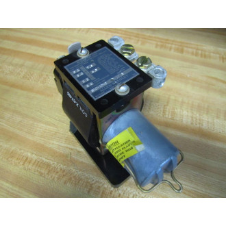 Allen Bradley 810-A04C Relay 810A04C Cracked Mounting Corner