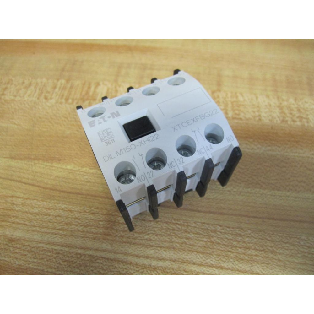 Cutler Hammer XTCEXFBG22 Eaton Auxiliary Contact DILM150-XHI22 - New No Box
