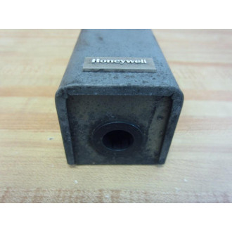 Honeywell T6054A Line Voltage Thermostat - Used