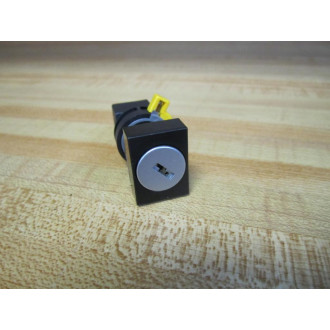 IDEC HA-C1 Switch wContact Key Lock Contact - New No Box