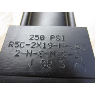 Cutler Hammer R5C-2X19-N-.632-N-S-N-2-2 Eaton Cylinder R5C2X19N632NSN22 - New No Box