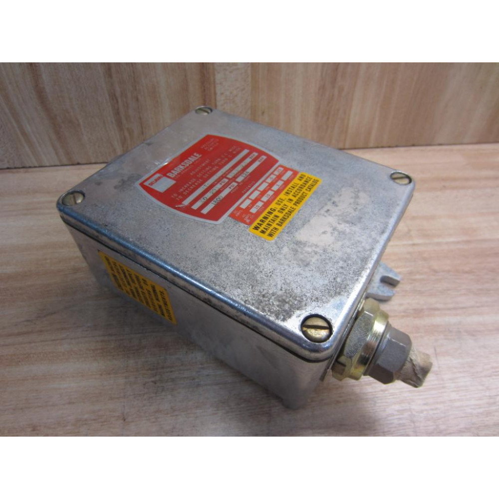 Barksdale B1T-M12SS-GE Pressure Switch B1TM12SSGE - Used