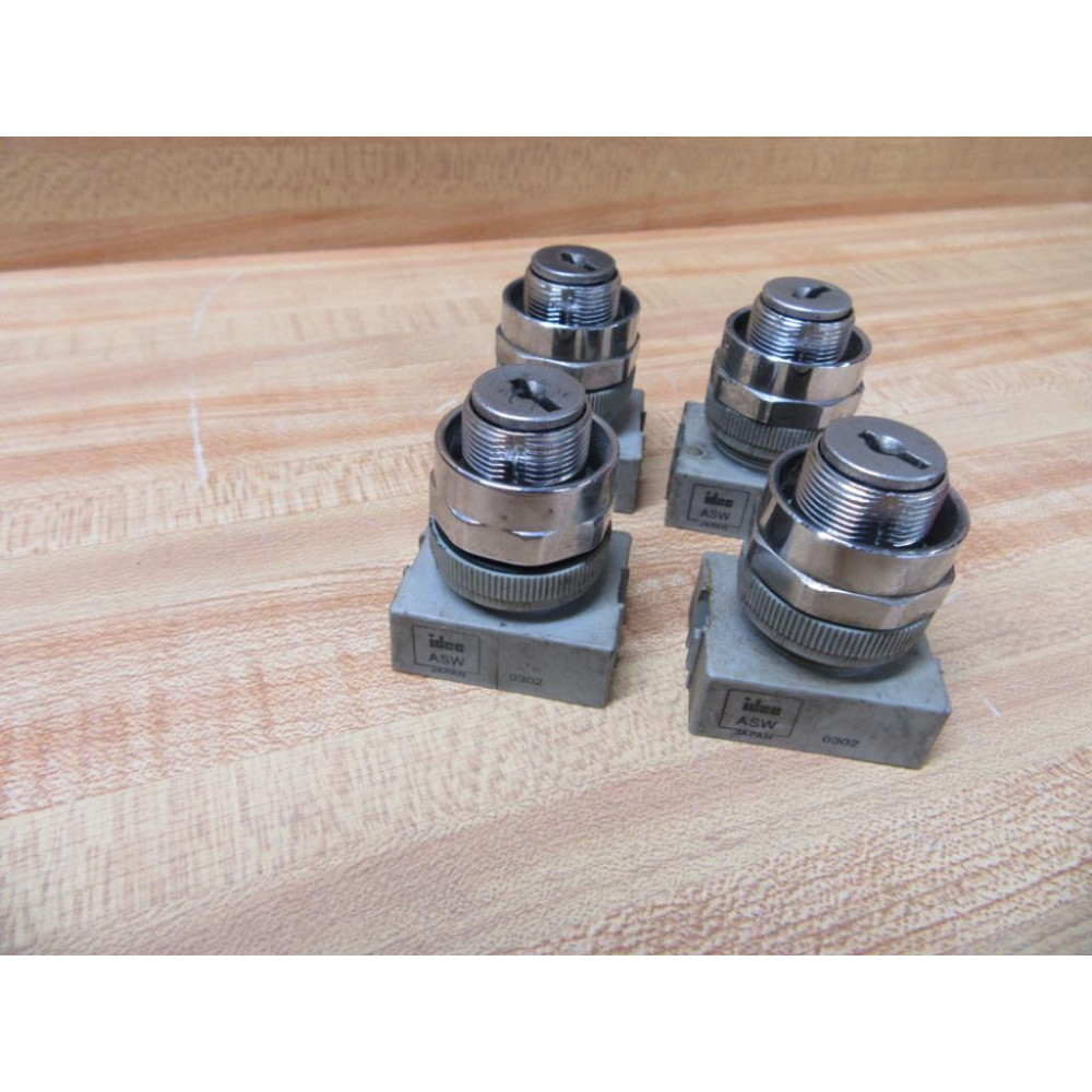 IDEC ASW-KEY Selector Switch ASWKEY Core Only (Pack of 4) - Used