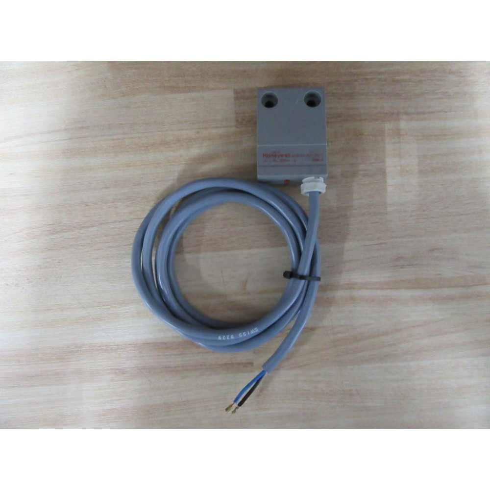 Honeywell 923FS3-A7T-CE-L Proximity Switch 923FS3A7TCEL - New No Box