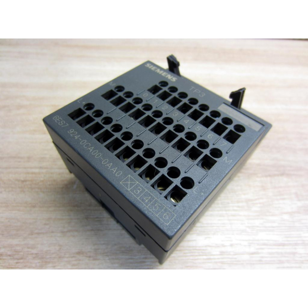 Siemens 6ES7 924-0CA00-0AA0 Terminal Block 6ES79240CA000AA0 - Used