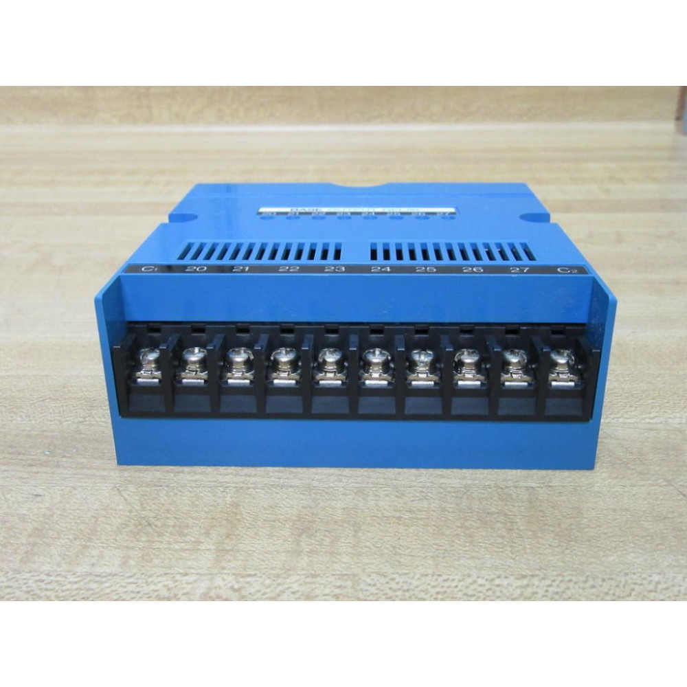 IDEC PMA-T081 Relay PMAT081 No Mounting Screws - New No Box