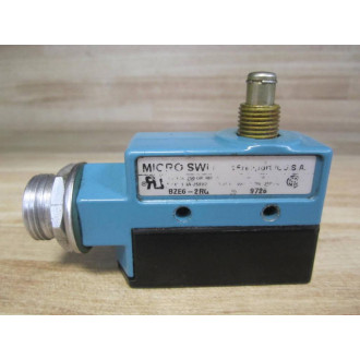Honeywell BZE6-2RQ Micro Switch Limit Switch BZE62RQ 5 MPin - Used