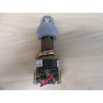 Allen Bradley 800H-QPT24 Pilot Light Red