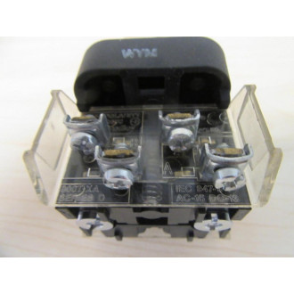 Allen Bradley 800T-QTH12R Push Button Switch - Used