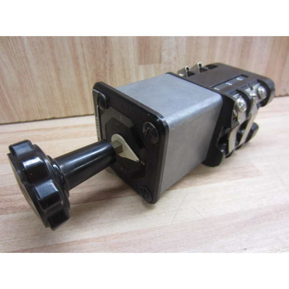 General Electric 10AA009 Transfer Switch - New No Box