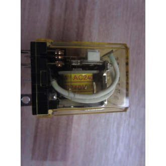 IDEC RH4B-U AC240V Relay - New No Box