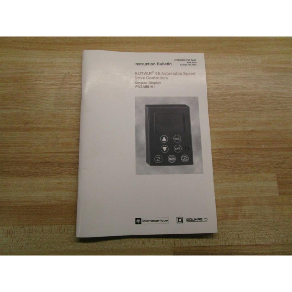 Square D VVDED397047US R699 Manual For Altivar 58 - Used