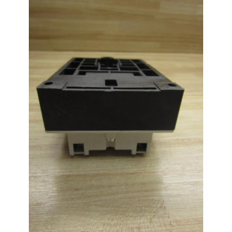 Siemens LC-E0-0-C-4-06-240-A Lighting Contactor LCE00C406240A - Used