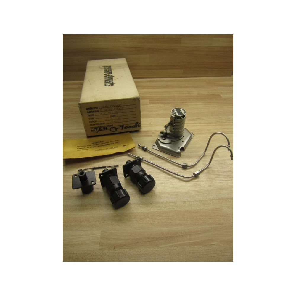 Foxboro 0-4000 PSI Pressure Transmitter Type: S.S. Hel. Cal