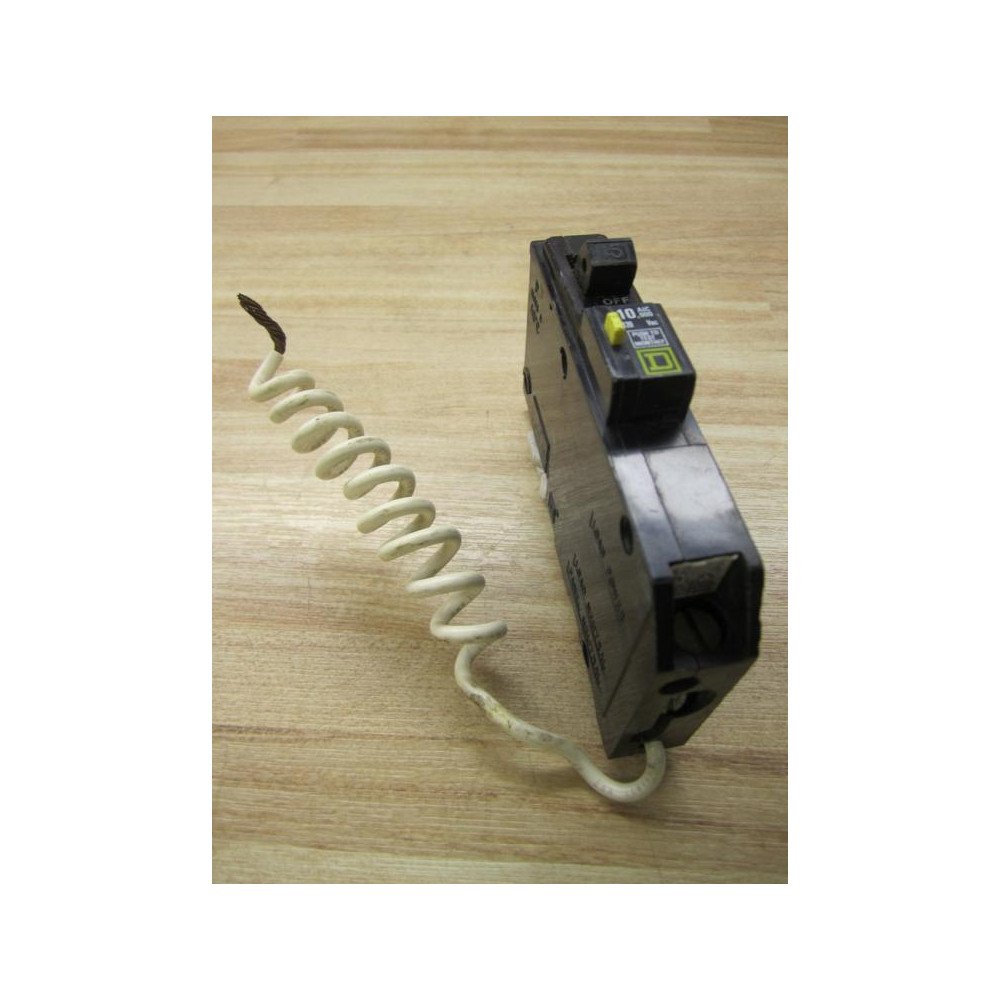 Square D QOB-115 Circuit Breaker 15Amp QOB115 WCoiled Wire - Used