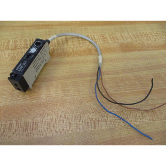 Omron E3XR-CE4 Photoelectric Switch E3XRCE4 - Used